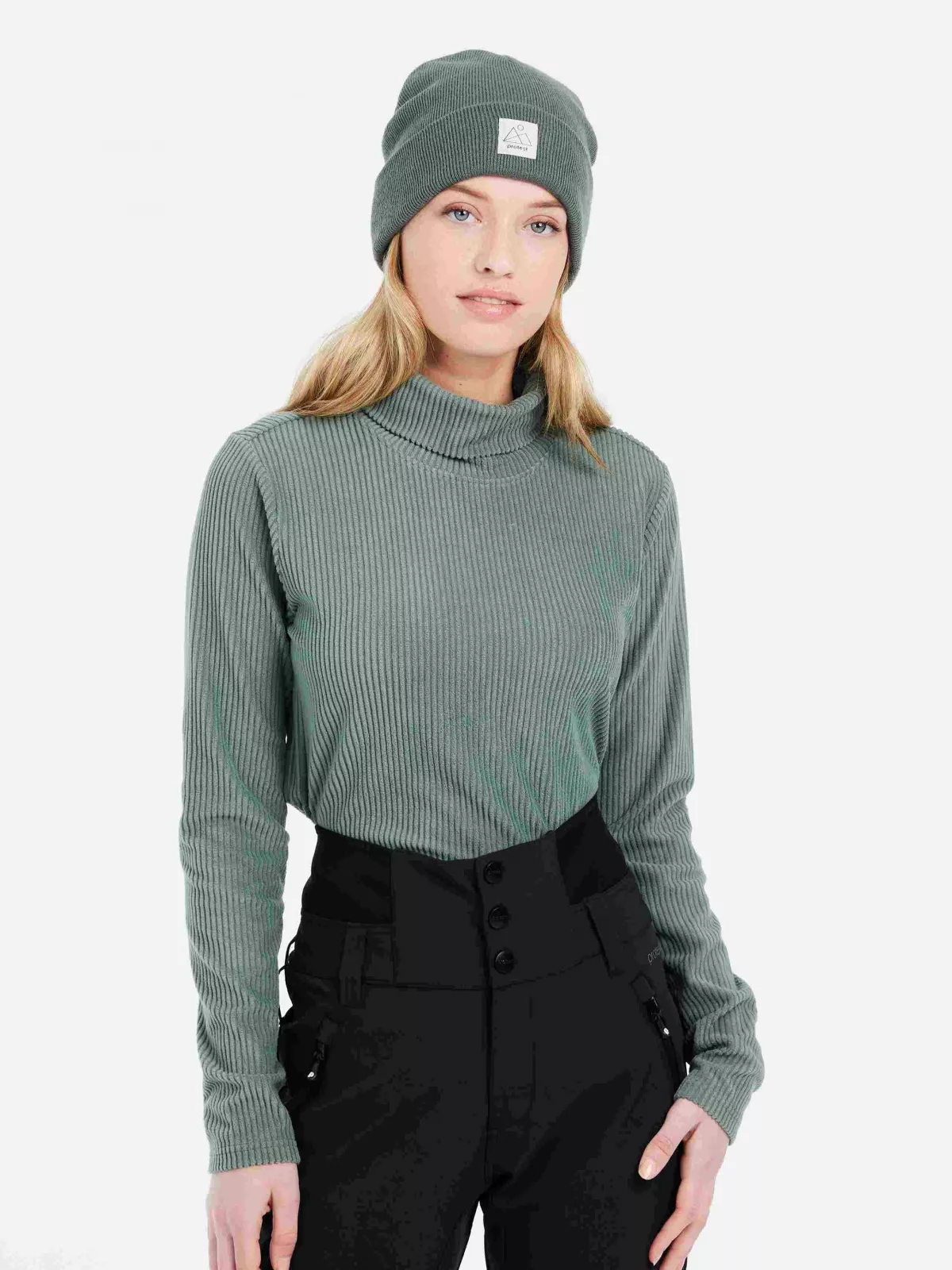 PRTPEARLA active top Evergreen